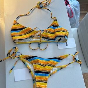 New triangl bikini

New with tags